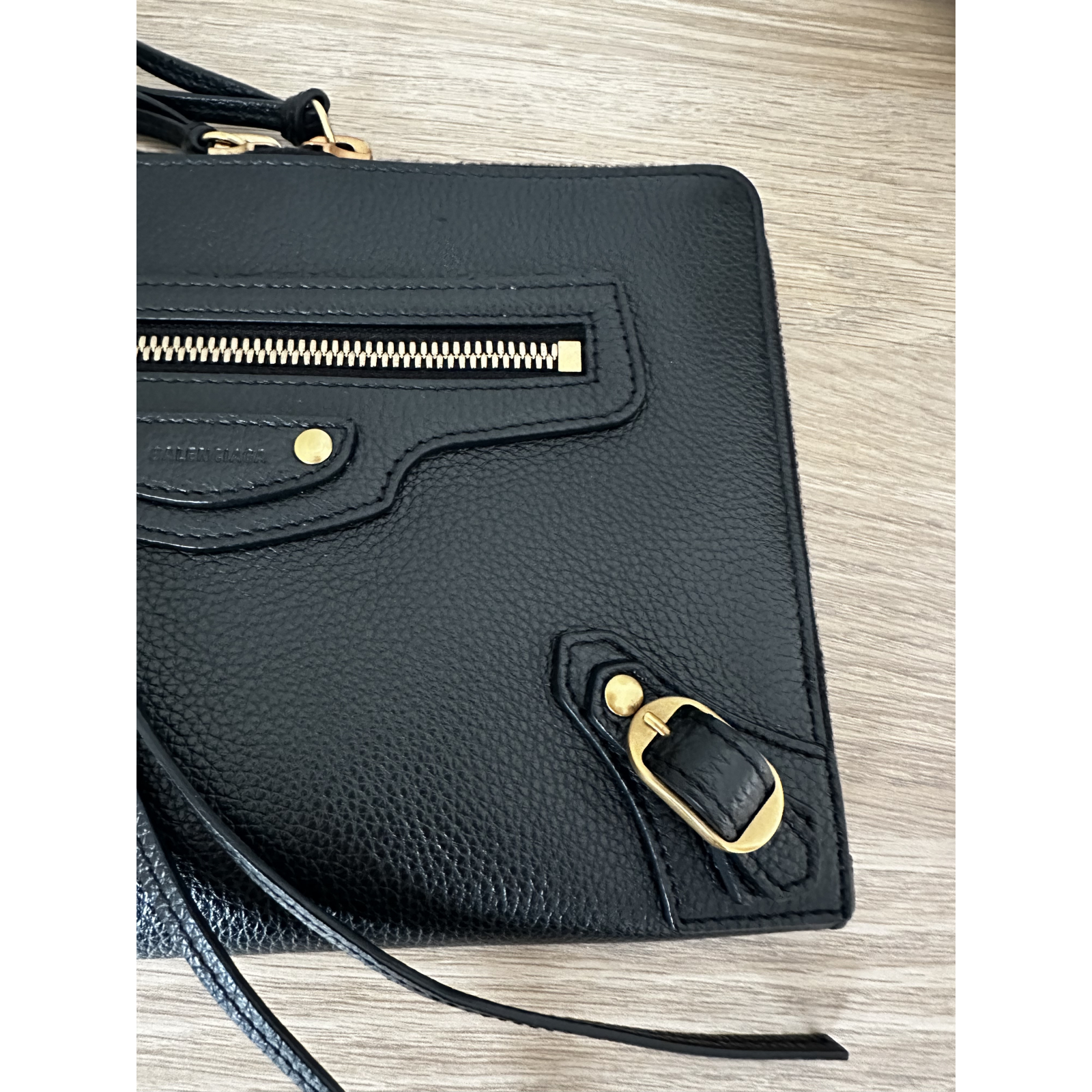 Balenciaga Neo Cagole pouch