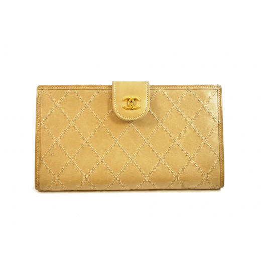 Chanel klasyczny pikowany portfel beżowy ze złotym okuciem