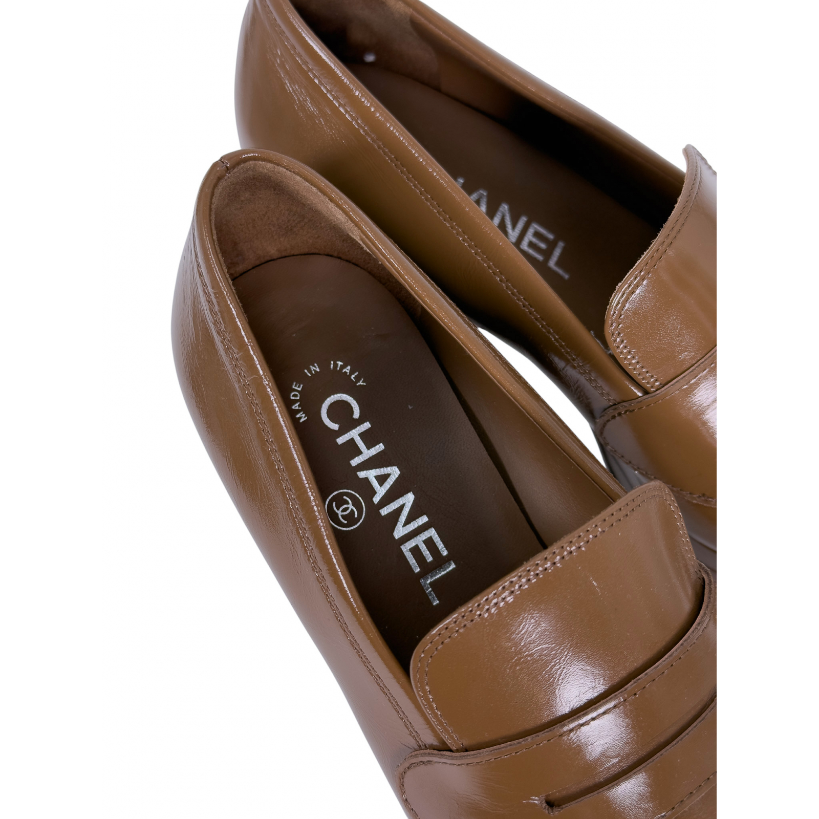 Czółenka na obcasie i platformie