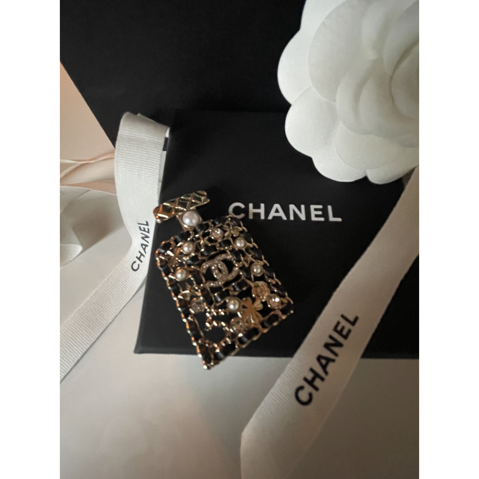 Broszka CHANEL