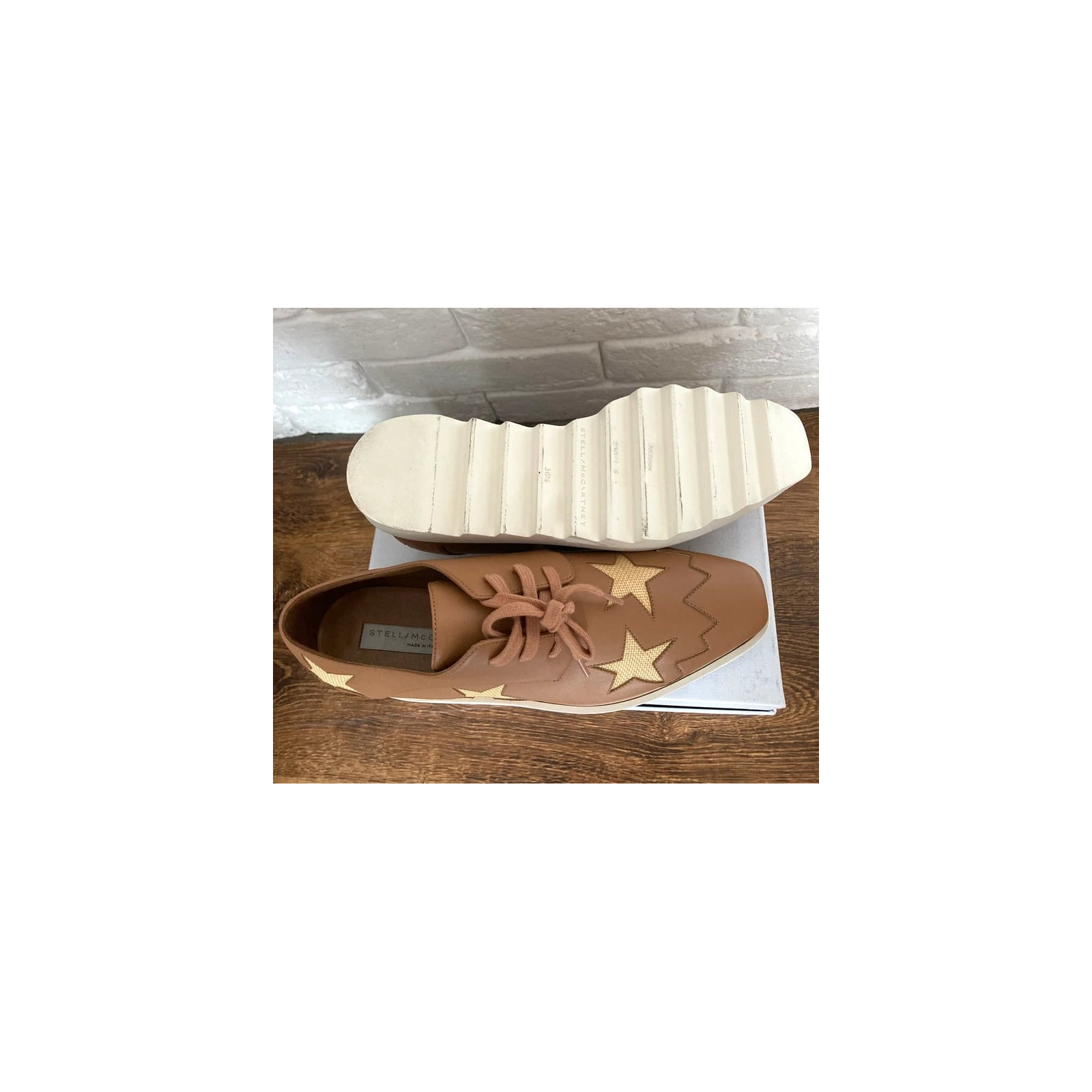 Sneakersy na platformie