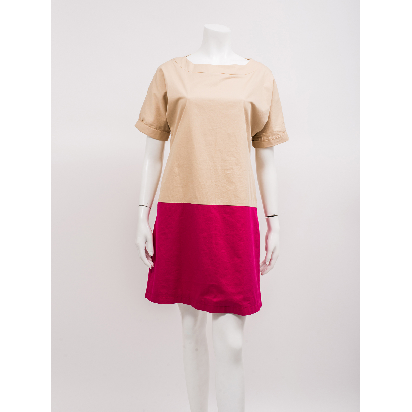 Marni sukienka beżowo-różowa