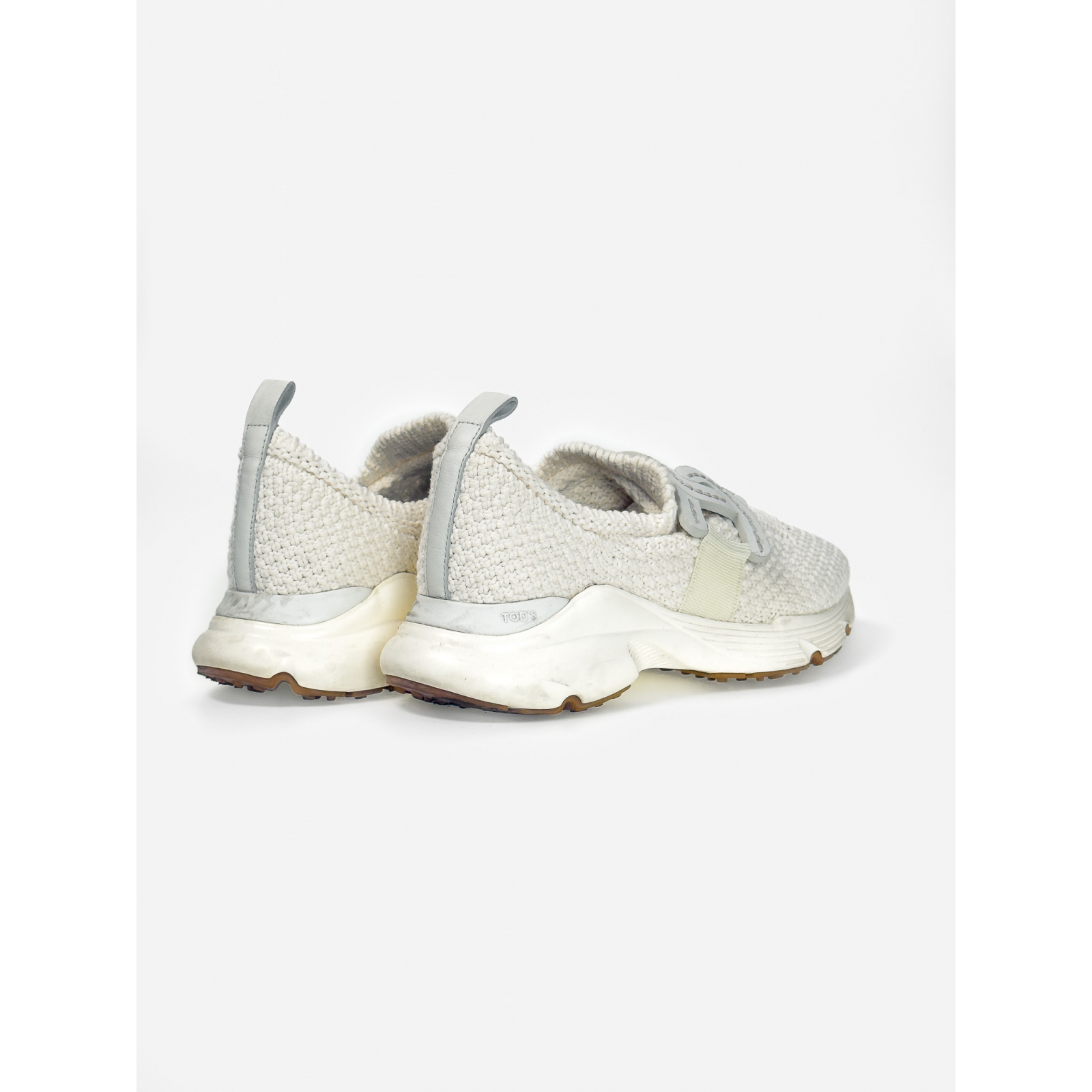 Sneakersy