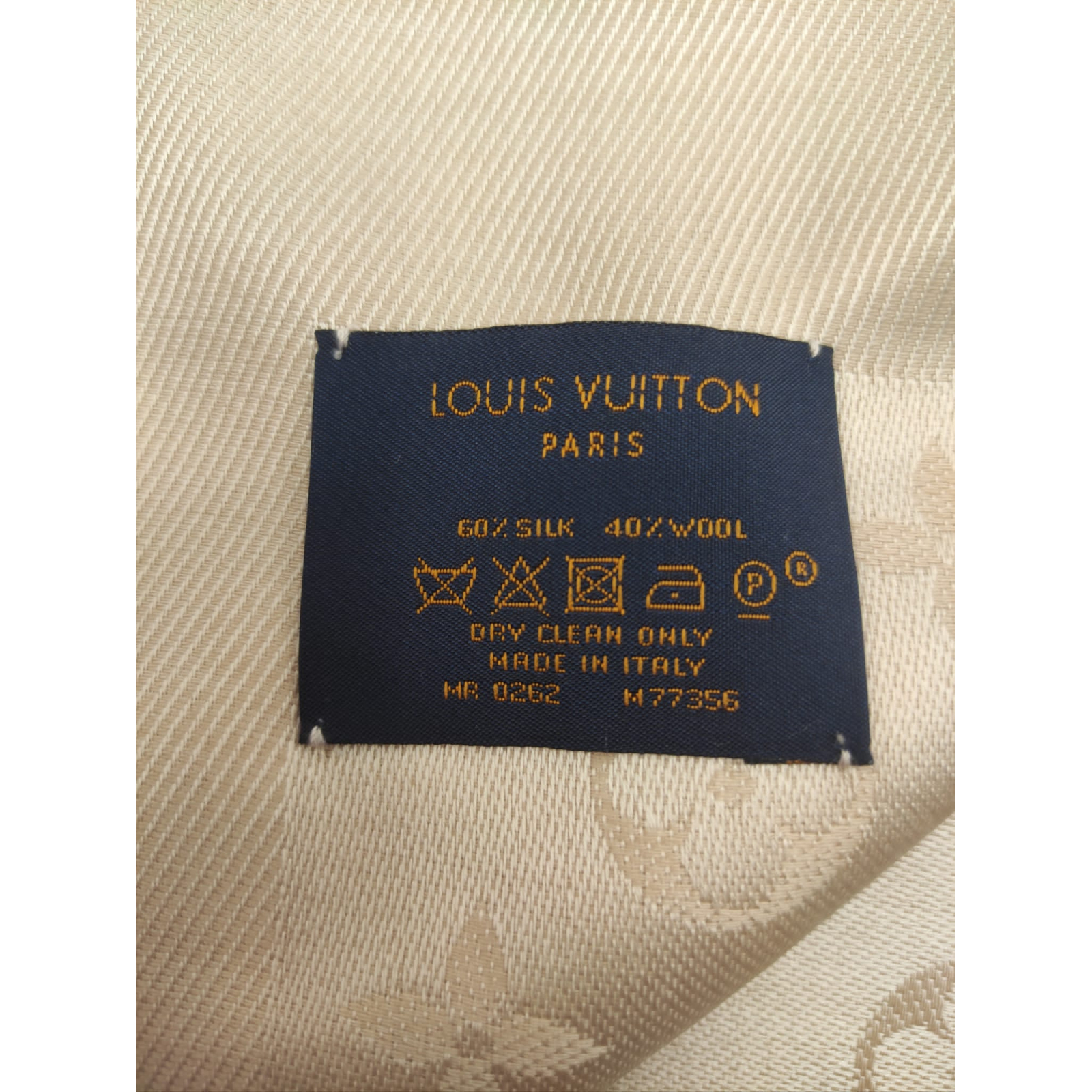 Nowy szal Louis Vuitton monogram M77356