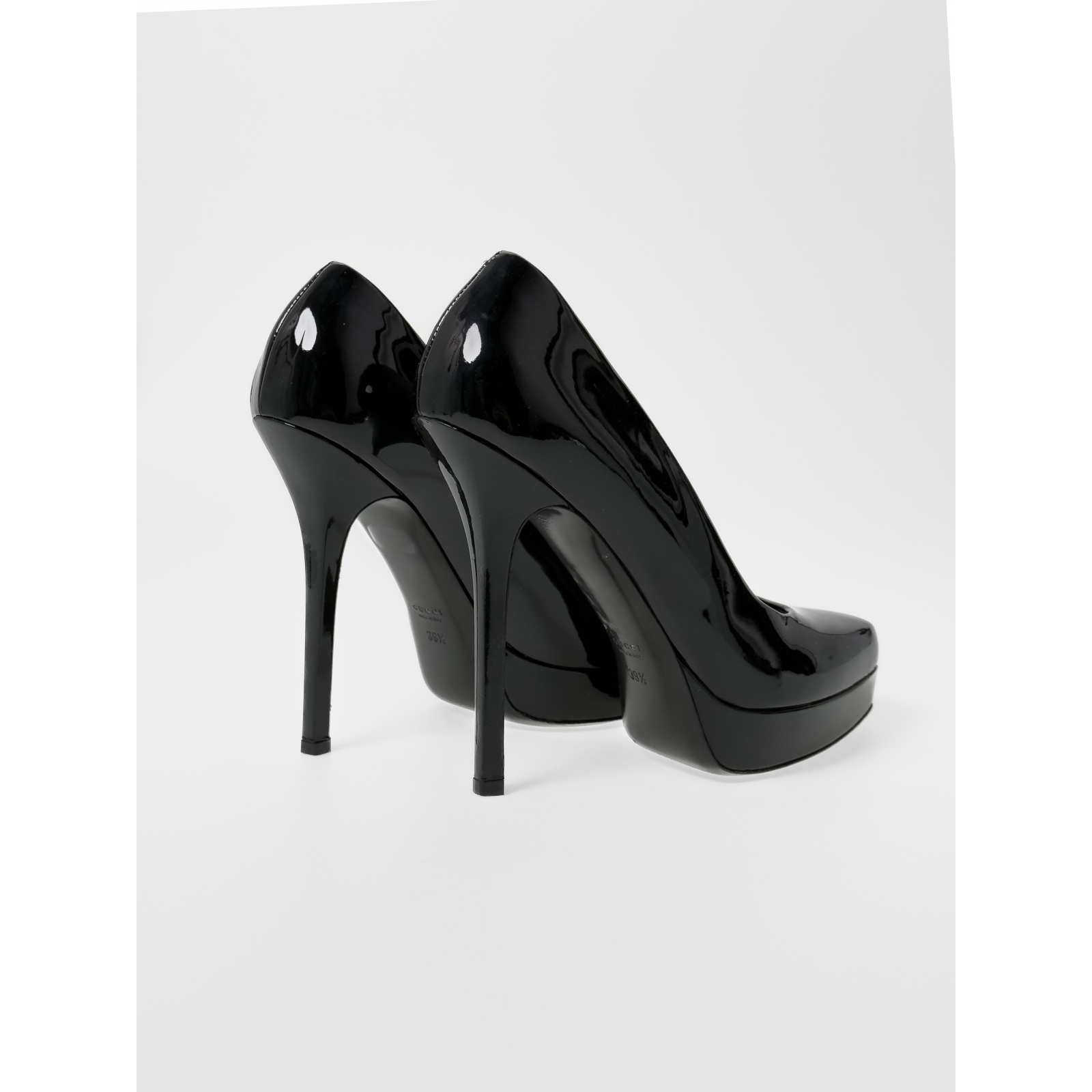 Buty na szpilce oraz platformie