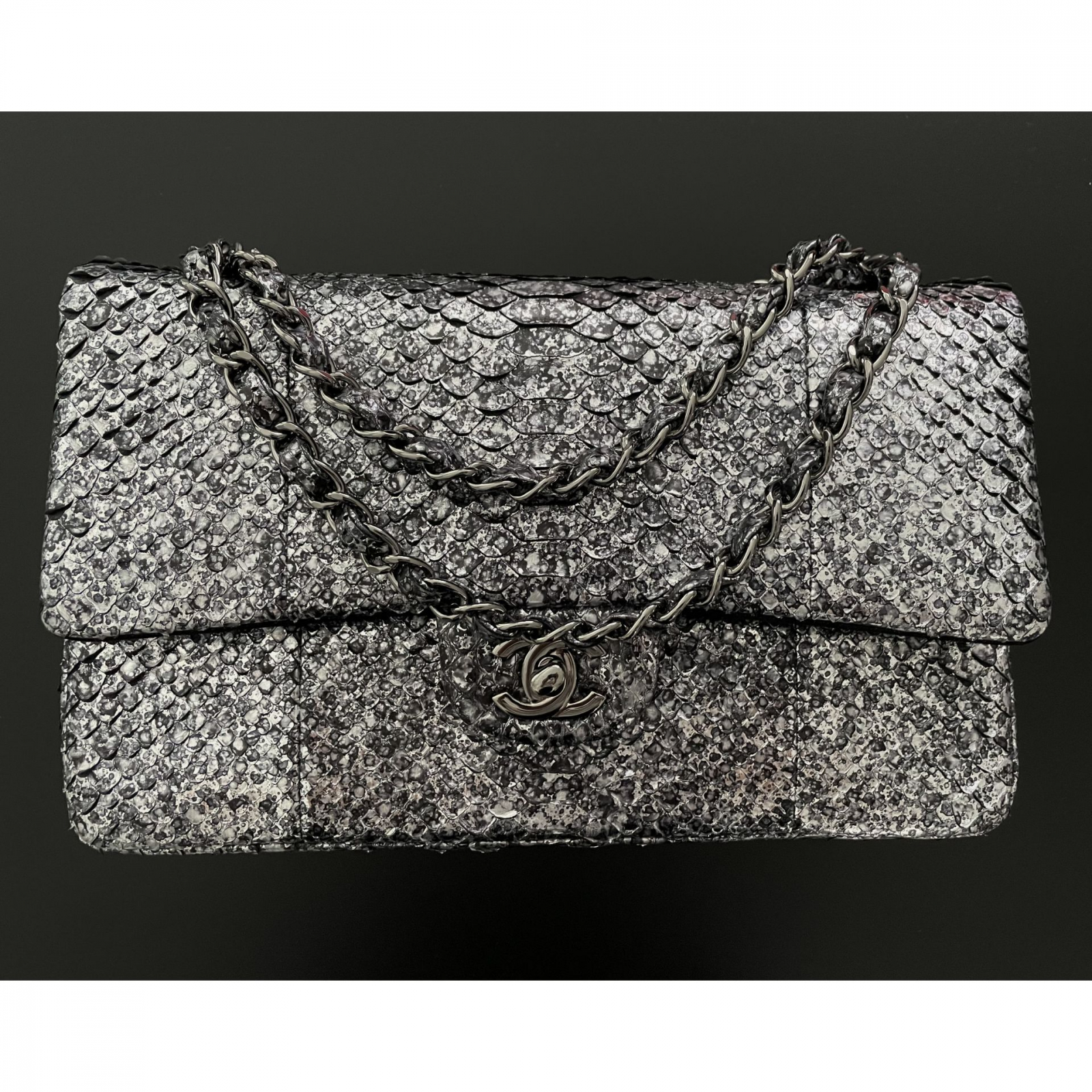 KLASYCZNA TOREBKA CHANEL MEDIUM PYTHON
