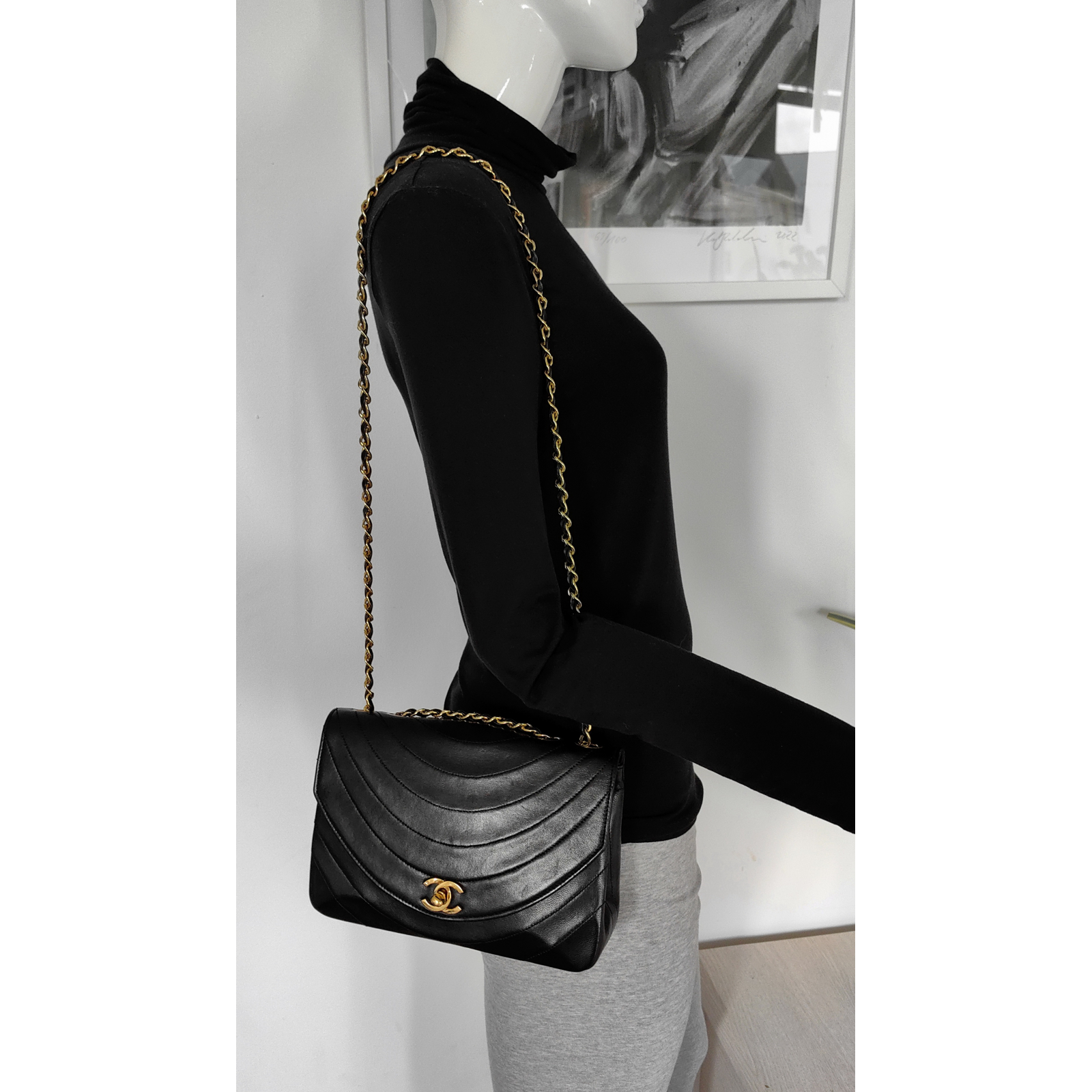 CHANEL Half Moon Vintage Classic Flap Box Double Chain Bag