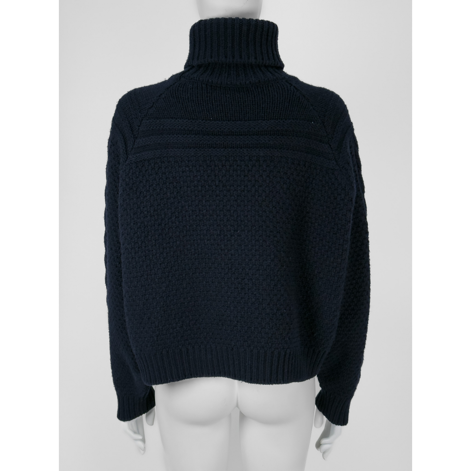 Wełniano-kaszmirowy sweter z golfem