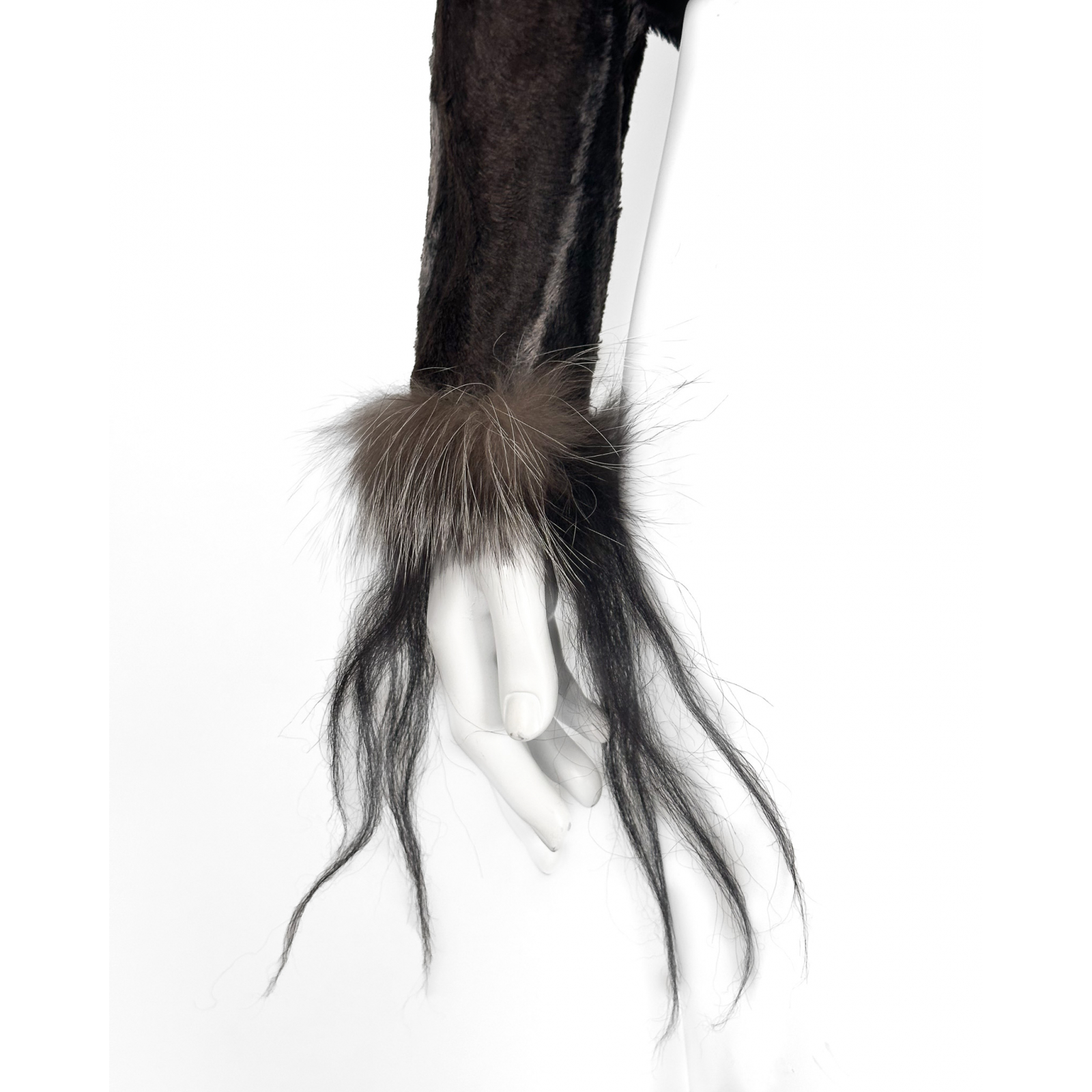 Kurtka wykonana z futra królika