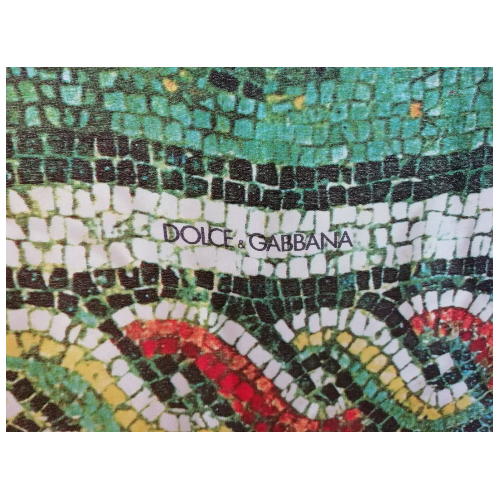Piękna chusta Dolce&Gabbana z mozaiką rzymską