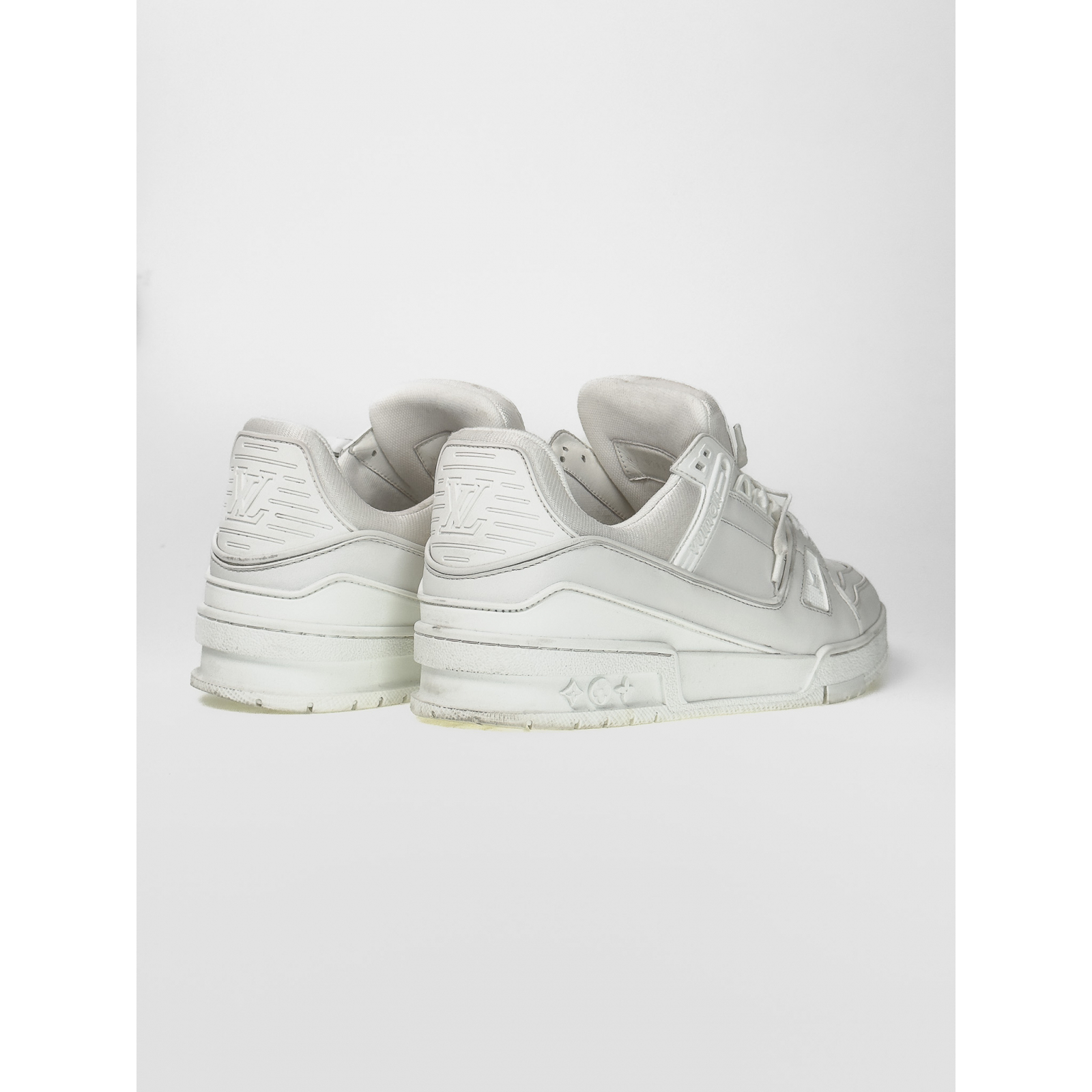 Sneakersy