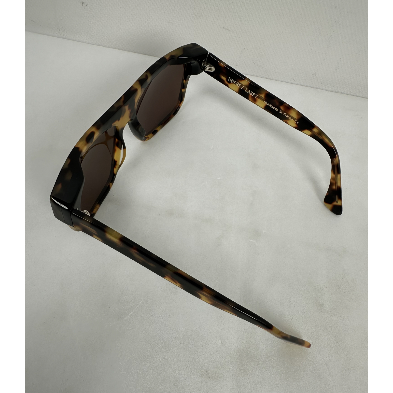 Okulary przeciwsłoneczne THIERRY LASRY