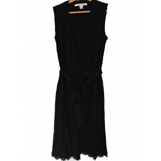czarna koronkowa sukienka Diane von Furstenberg