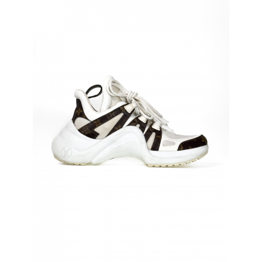 Sneakersy
