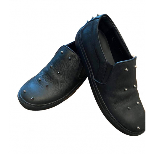 Alexander McQueen czarne, skórzane buty wsuwane z ćwiekami, r:41