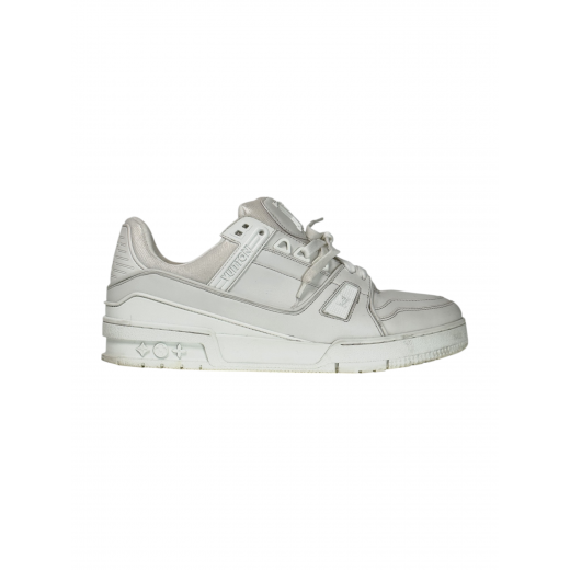 Sneakersy